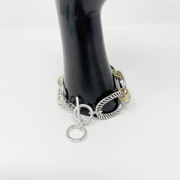 Boutique Silver Tone Wrapped Toggle Bracelet Gold Tone Accents Chainlink Fashion - Picture 12 of 12